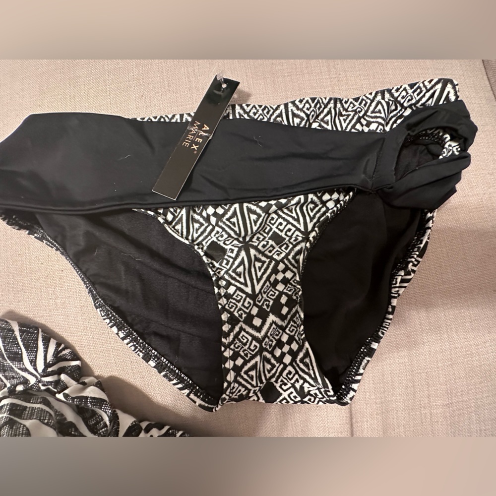 Bathing suit bottoms